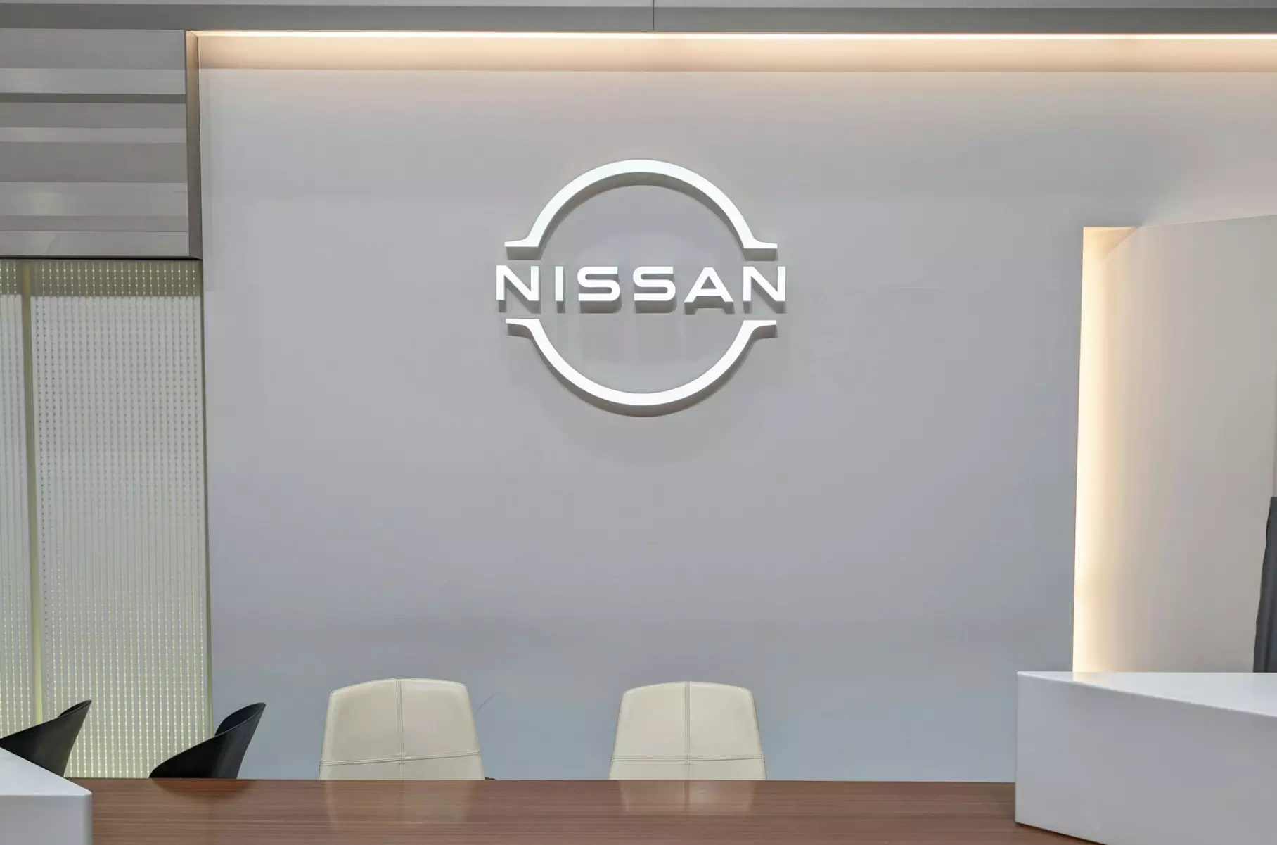 Nissan     Honda    