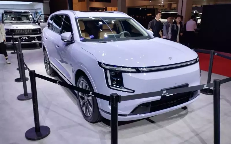  Jetour L7 Plus     ?