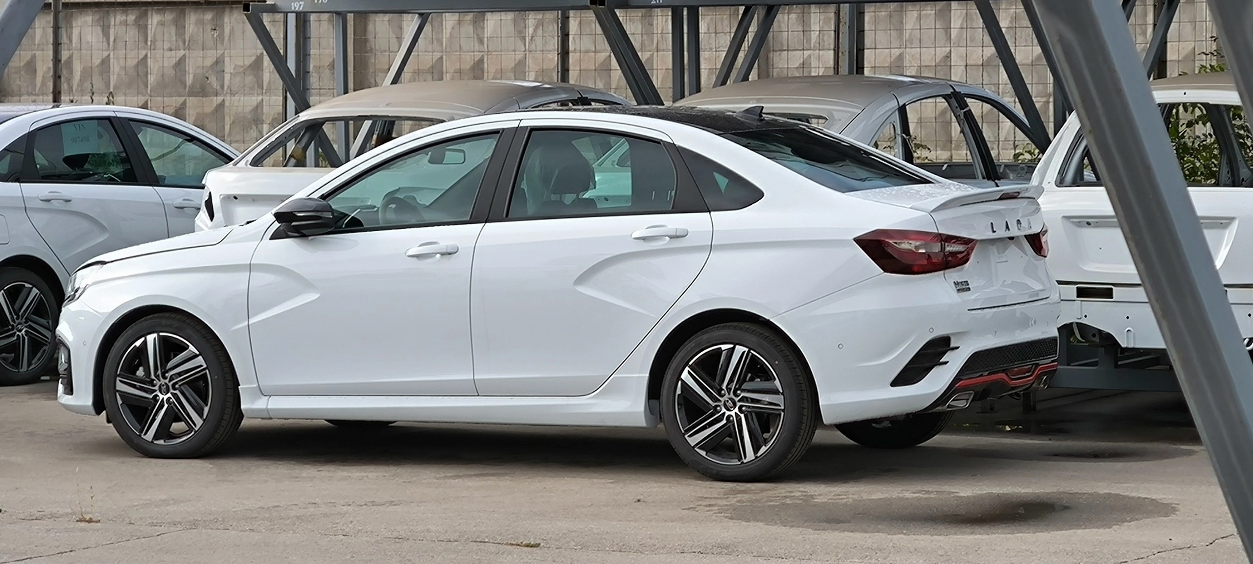  Lada Vesta Sportline,   80 100 ,  