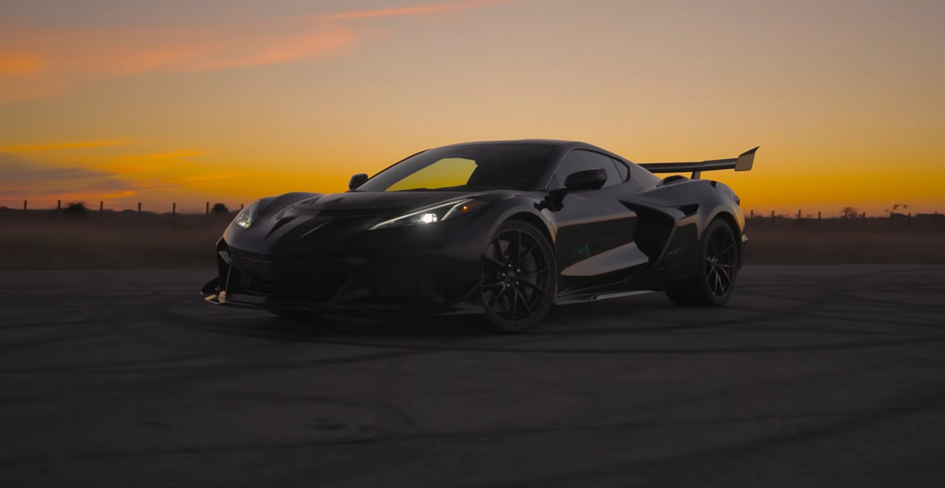 ���� �������� ��������� Chevrolet Corvette ZR1 � ��������� 1064 �.�. �� �����