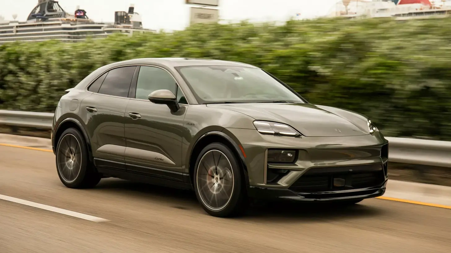 Porsche    Macan      