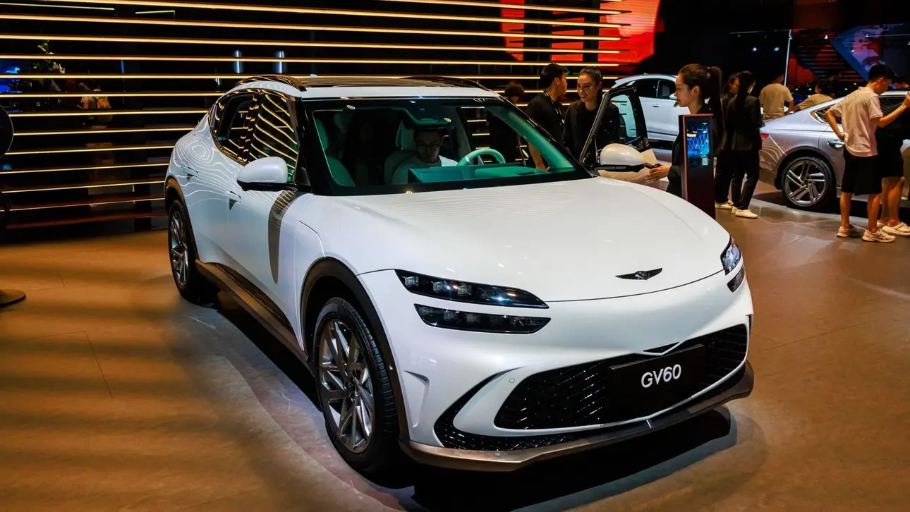   :  Genesis GV60  G90   -    