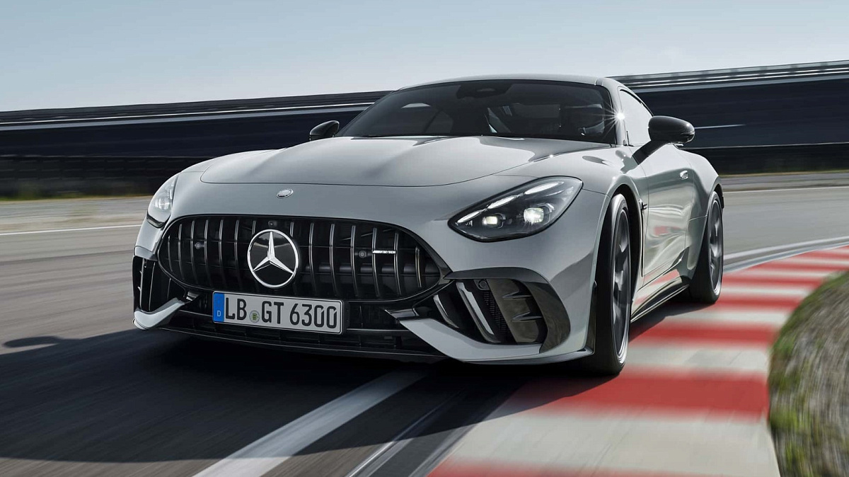  Mercedes-AMG GT63 Pro -    