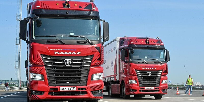 ����� �5 ������ ��������� � ������� �� 560 �.�. � 16-����������� �������� �������� �� ���� ������ �� �����