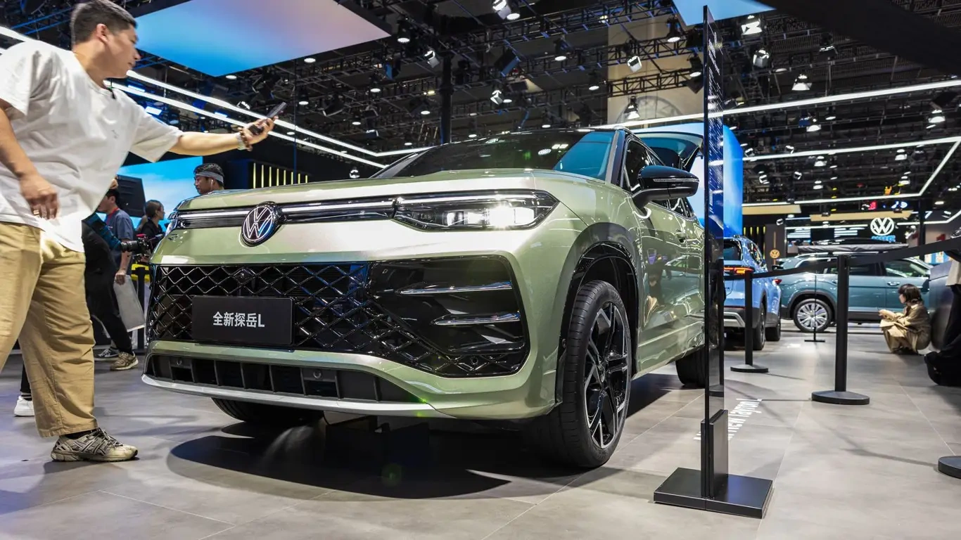     Volkswagen Tayron L