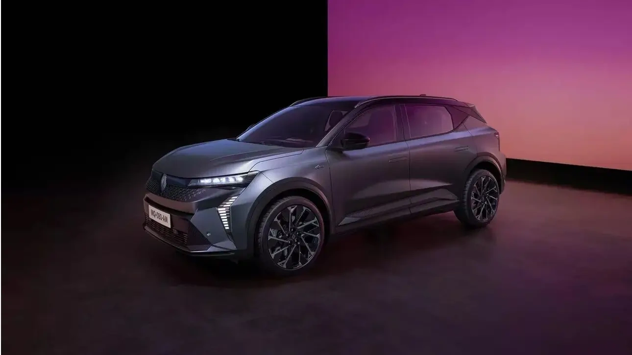 Renault ,         