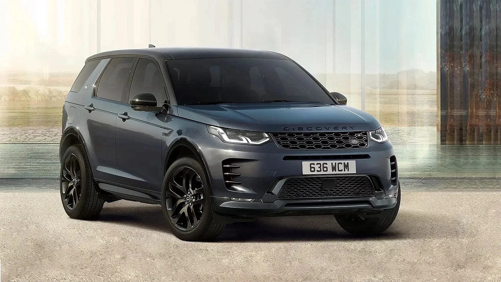     Land Rover Discovery Sport 2024