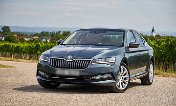      Skoda Superb  2,0-      4,3       ,   2020 