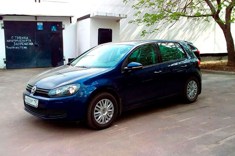  ,  Volkswagen Golf   