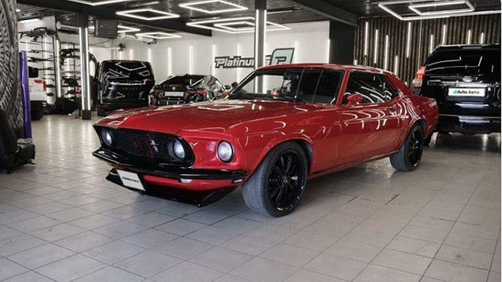       Ford Mustang  60-