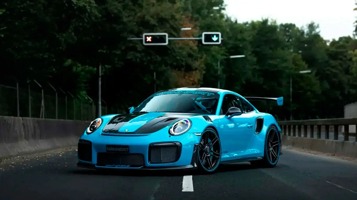 Manhart   Porsche 911 GT2 RS