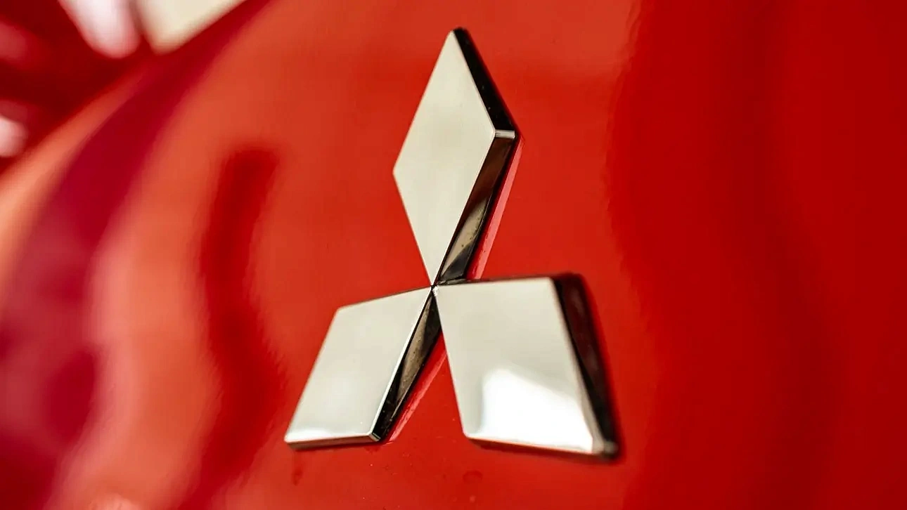 Mitsubishi     SUV  