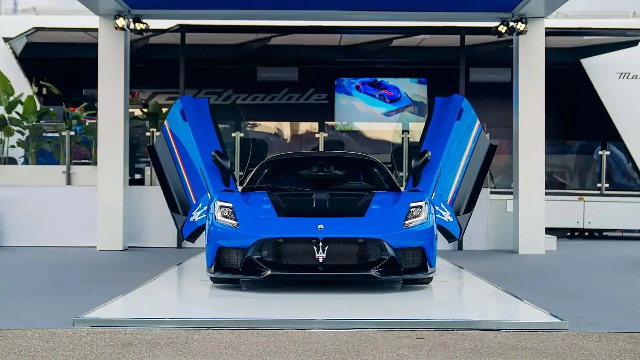     : Maserati     