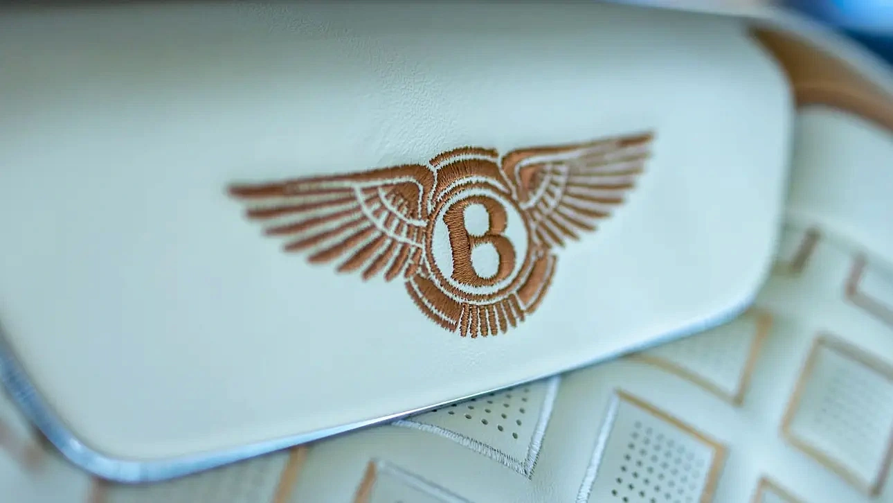       Bentley Continental GT  48  