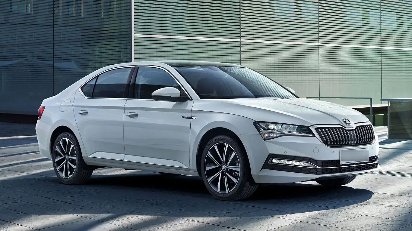  Skoda Superb 2024    